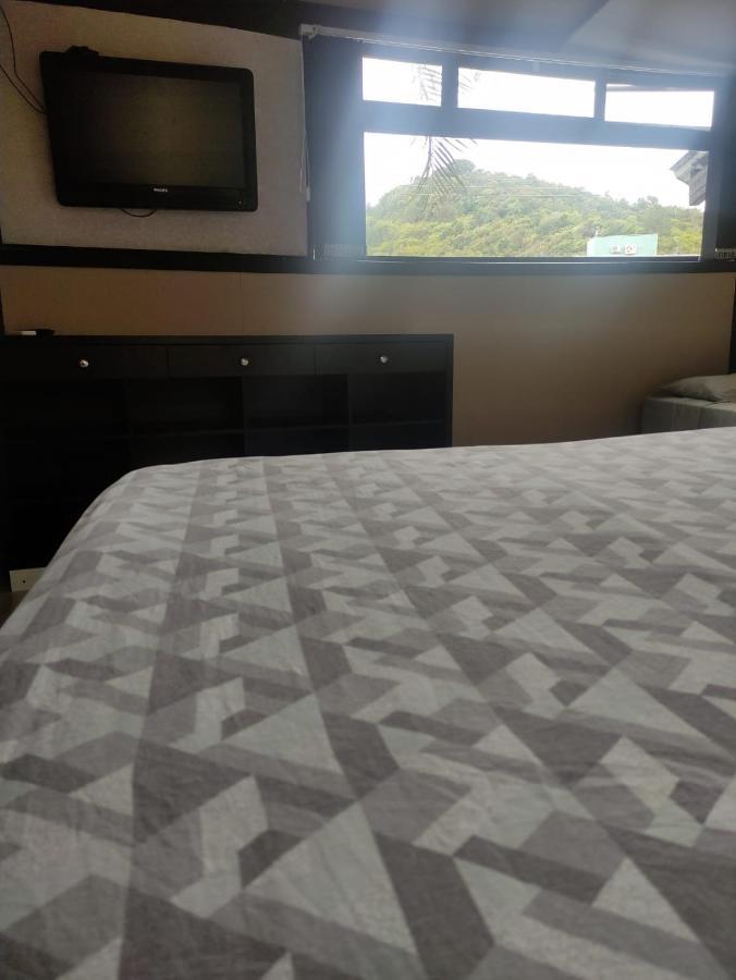 Pousada Bravo House Balneário Camboriú Kültér fotó